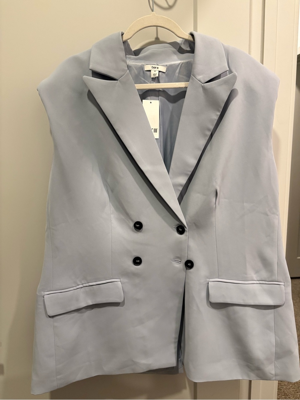 Bar III Light Gray Double-Breasted Sleeveless Blazer